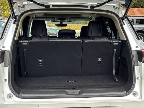 Certified 2026 INFINITI QX60 Luxe w/ Cargo Package FWD image 35