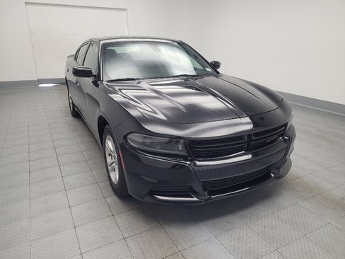 Used 2022 Dodge Charger SXT w/ Cold Weather Package RWD image 14