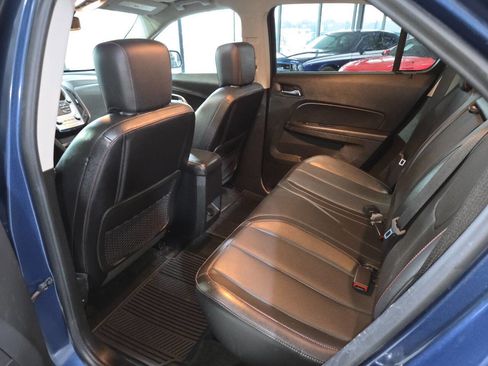 Used 2017 Chevrolet Equinox Premier w/ Enhanced Convenience Package FWD image 21