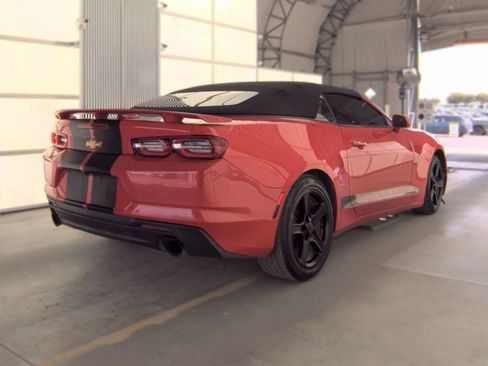 Used 2020 Chevrolet Camaro LT RWD image 6