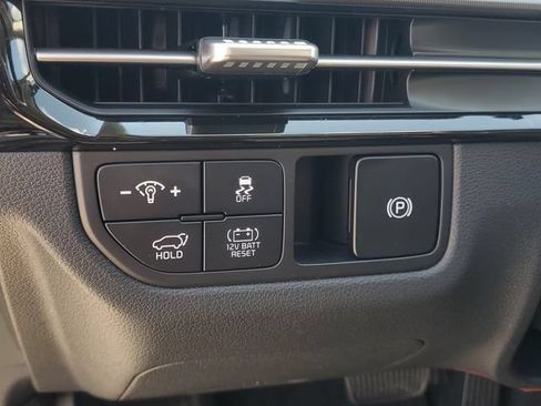 Certified 2026 Kia Sportage EX AWD/4WD image 21