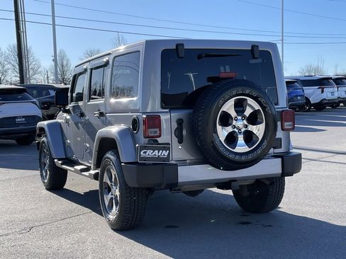 Used 2017 Jeep Wrangler Unlimited Sahara image 5