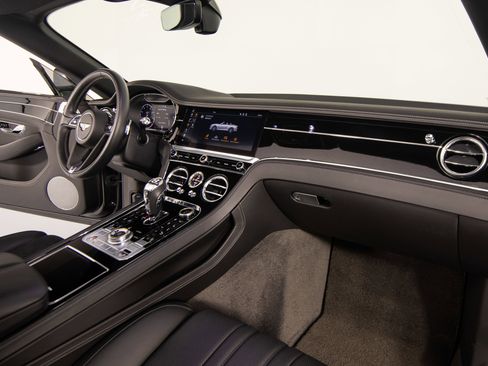 Used 2020 Bentley Continental GT AWD/4WD image 27
