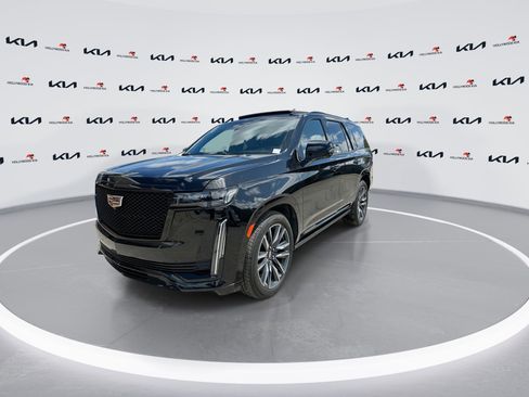 Used 2022 Cadillac Escalade Sport w/ Touring Package image 4