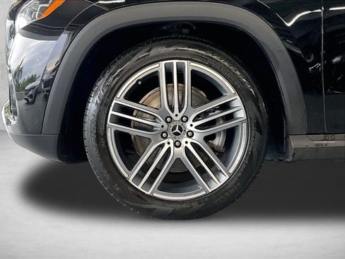 Certified 2025 Mercedes-Benz GLS 450 4MATIC image 10