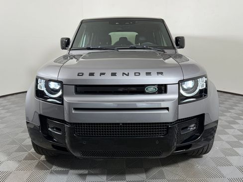 Used 2024 Land Rover Defender 110 X-Dynamic SE AWD/4WD image 6