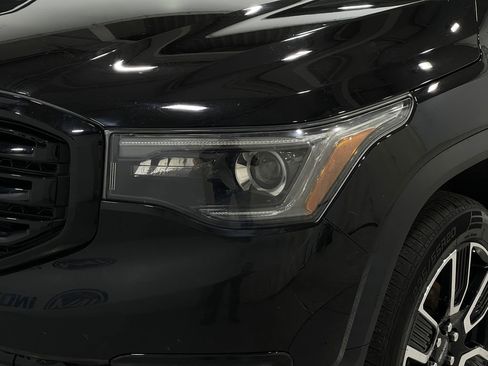 Used 2019 GMC Acadia SLT w/ Black Edition image 37