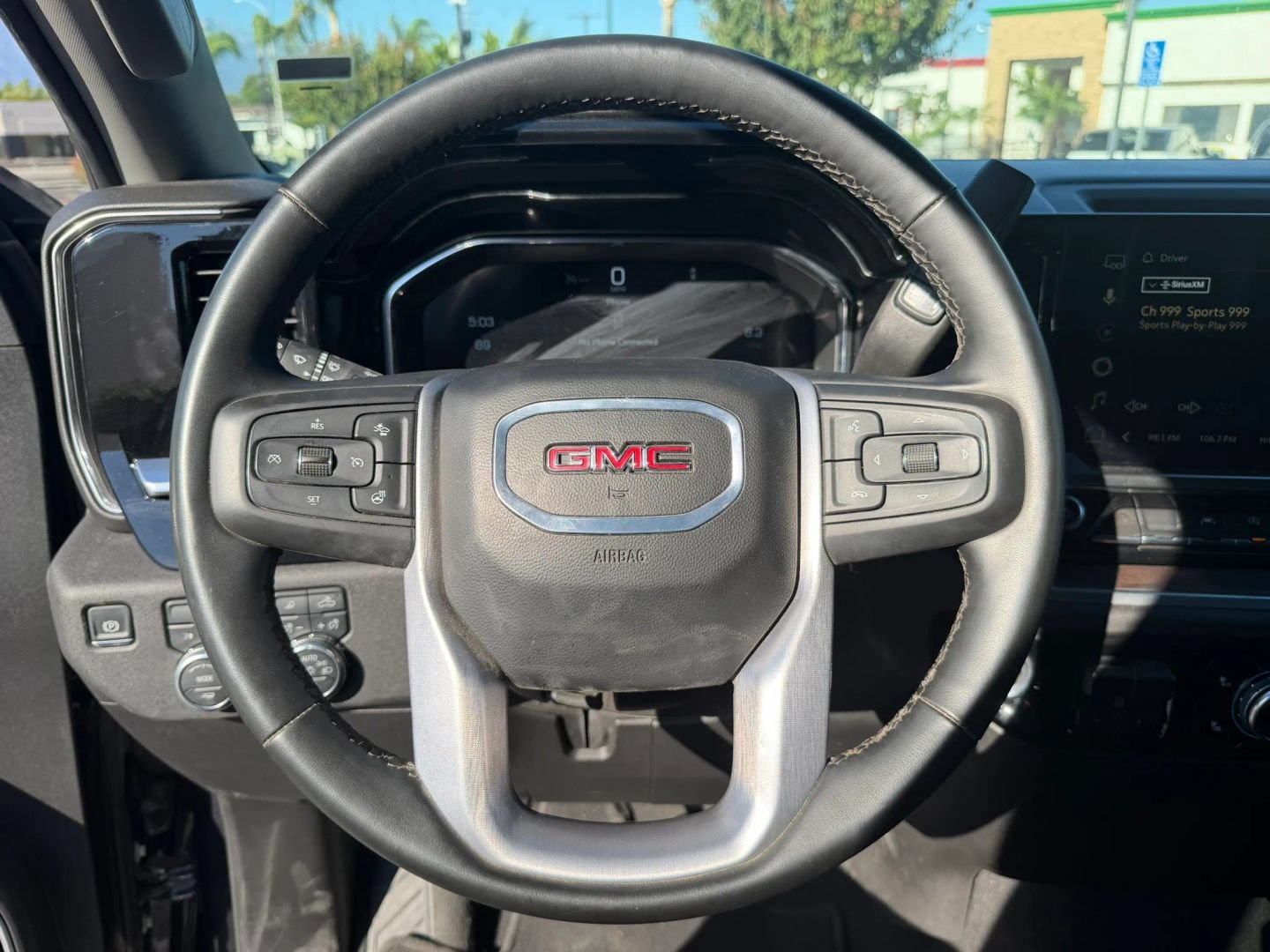 Used 2025 GMC Sierra 1500 SLT AWD/4WD image 21