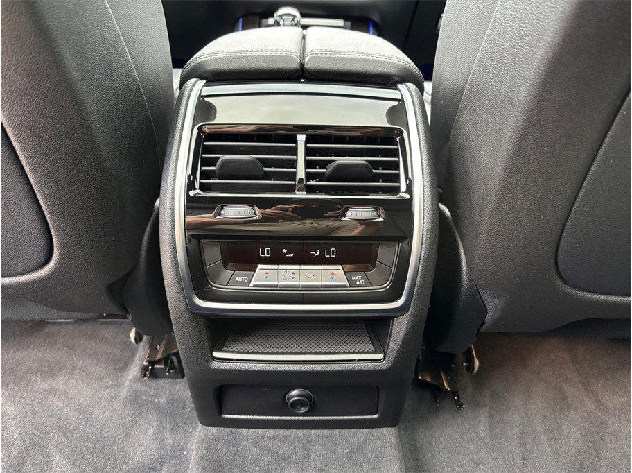 Used 2020 BMW X5 xDrive40i AWD/4WD image 43
