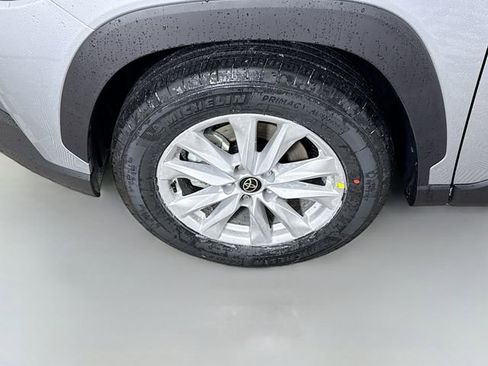 New 2026 Toyota Corolla Cross LE image 29