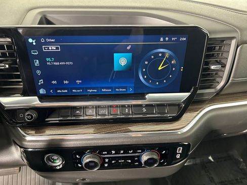 Used 2023 Chevrolet Silverado 1500 LT image 23