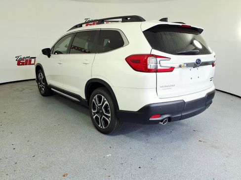 New 2026 Subaru Ascent Limited image 3