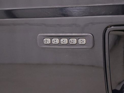 Used 2016 Ford F350 Lariat image 10