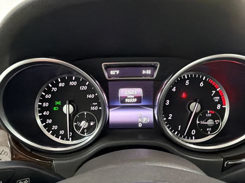 Used 2015 Mercedes-Benz ML 350 2WD image 32