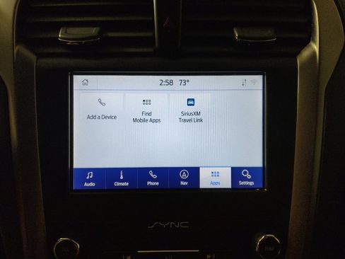 Used 2020 Ford Fusion SEL image 25