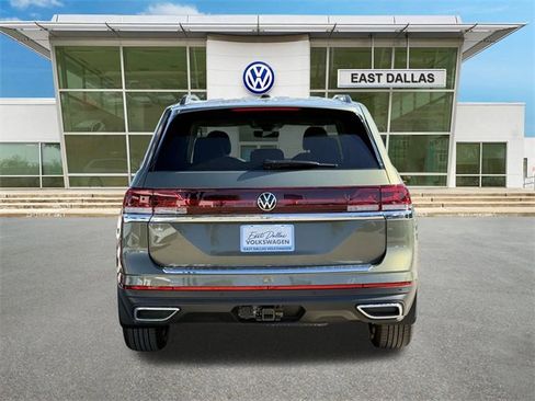 New 2026 Volkswagen Atlas SE image 5