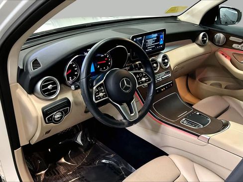 Used 2020 Mercedes-Benz GLC 300 4MATIC image 18