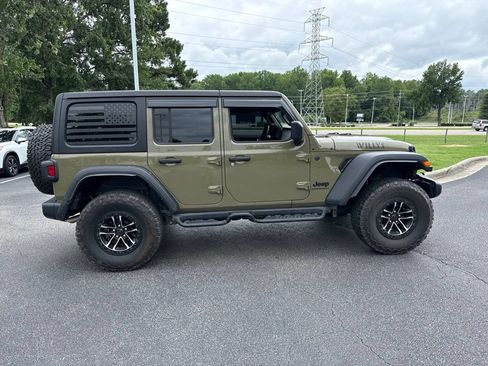 Used 2025 Jeep Wrangler Unlimited Sport AWD/4WD image 6