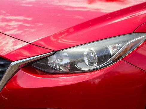 Used 2016 MAZDA MAZDA3 i Sport w/ Preferred Equipment Package FWD image 7