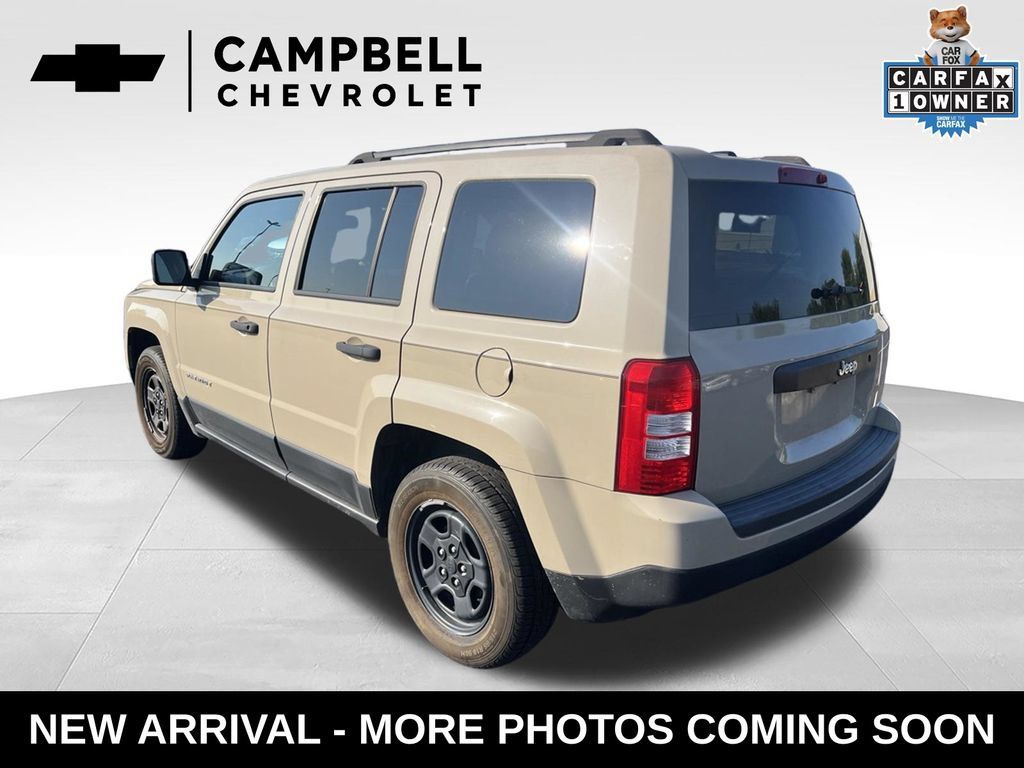Used 2016 Jeep Patriot Sport FWD image 3