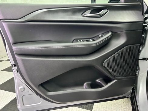 New 2025 Jeep Grand Cherokee Laredo X image 13