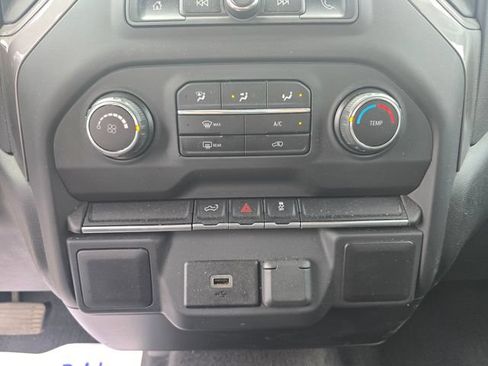 Used 2019 Chevrolet Silverado 1500 Custom w/ Custom Value Package AWD/4WD image 16