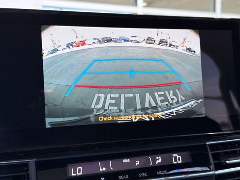 Certified 2025 Toyota Sienna XLE Woodland Edition AWD/4WD image 30