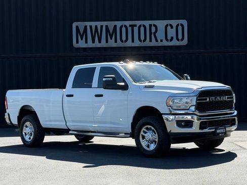 Used 2024 RAM 3500 Tradesman w/ Chrome Appearance Group AWD/4WD image 1