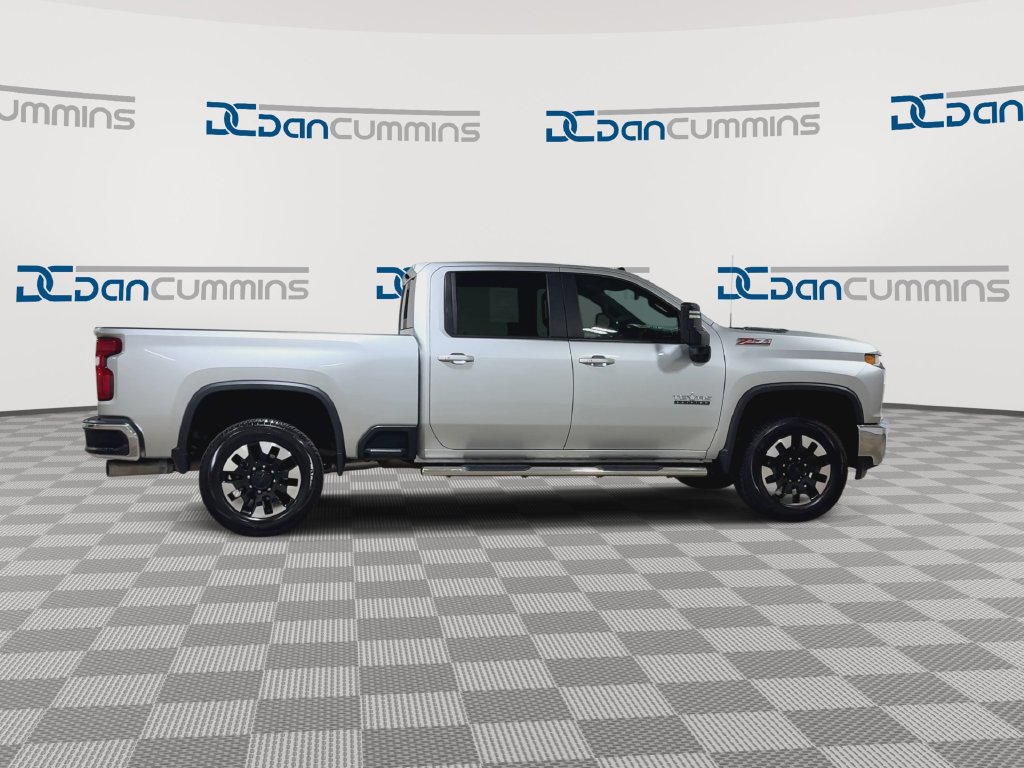 Used 2020 Chevrolet Silverado 2500 LT w/ Texas Edition AWD/4WD image 2