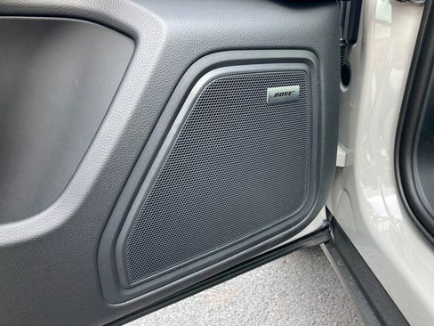 Used 2024 Porsche Macan image 22