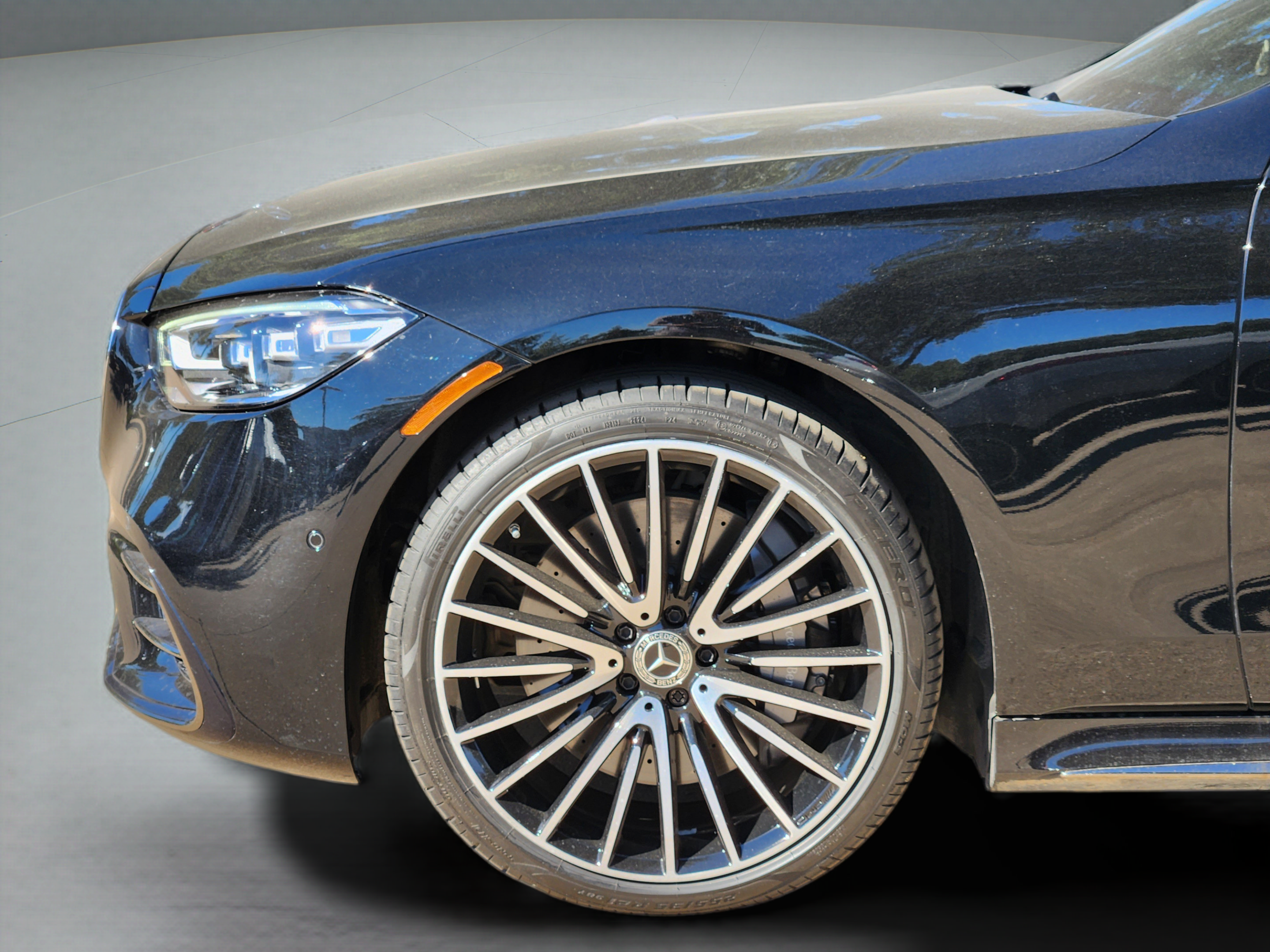 Certified 2023 Mercedes-Benz S 500 4MATIC image 29