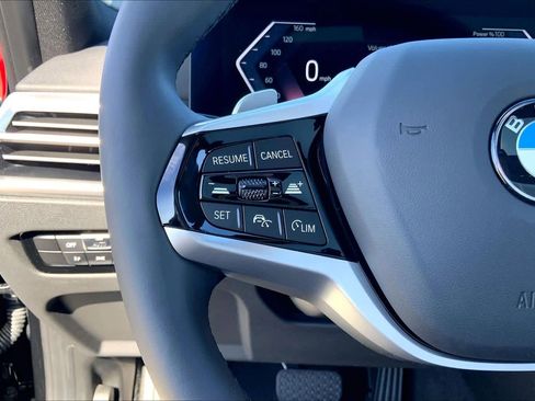 Certified 2025 BMW 330i Sedan image 21