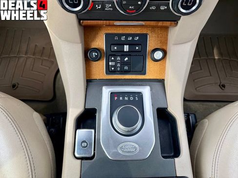 Used 2015 Land Rover LR4 HSE AWD/4WD image 21