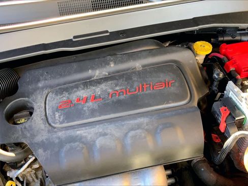 Used 2020 Jeep Compass Limited image 30