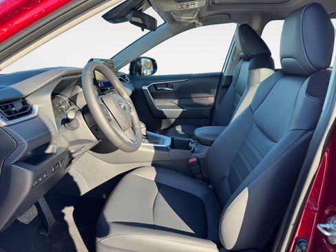 New 2025 Toyota RAV4 XLE Premium image 11