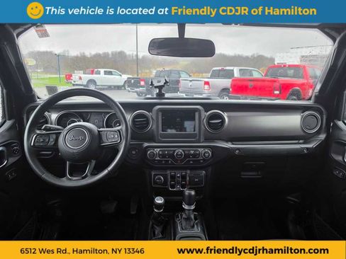 Used 2023 Jeep Gladiator Sport image 13