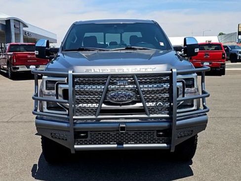 Used 2022 Ford F250 4x4 Crew Cab Super Duty image 3