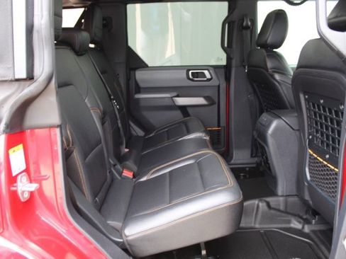 Used 2021 Ford Bronco Badlands w/ Sasquatch Package image 34