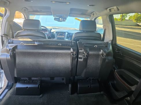 Used 2016 GMC Yukon SLT AWD/4WD image 36