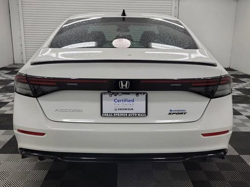 Used 2024 Honda Accord Sport image 5