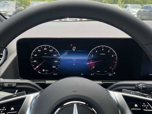 Used 2026 Mercedes-Benz GLA 250 4MATIC image 48