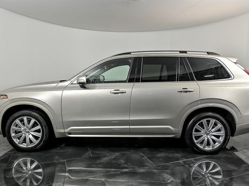 Used 2016 Volvo XC90 T6 Momentum AWD/4WD image 6