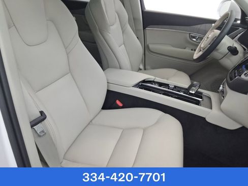 New 2025 Volvo XC90 T8 Plus w/ Protection Package Premier image 16