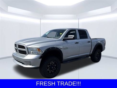 Used 2015 RAM 1500 Express AWD/4WD image 2
