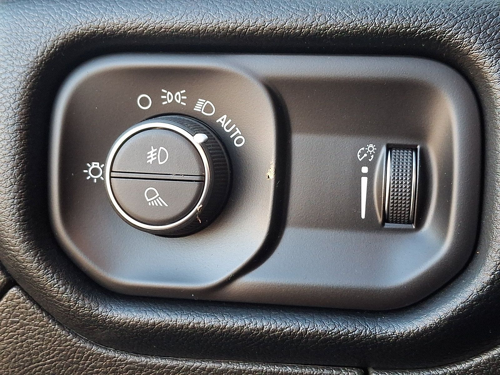 Used 2022 RAM 1500 Big Horn AWD/4WD image 23