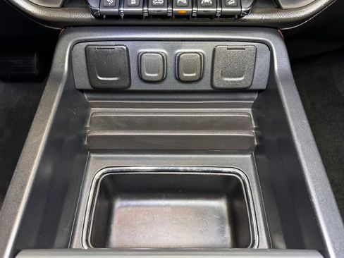 Used 2018 GMC Sierra 1500 SLT AWD/4WD image 33