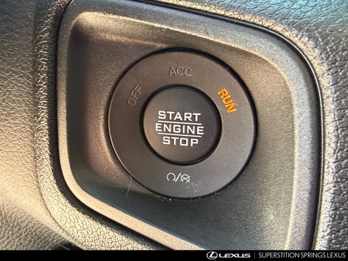 Used 2025 Jeep Wrangler Sport AWD/4WD image 32