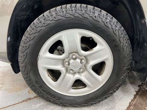 Used 2010 Toyota RAV4 2WD image 25