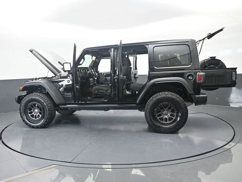 Used 2022 Jeep Wrangler Unlimited Sport w/ Xtreme Recon 35" Tire Package AWD/4WD image 74