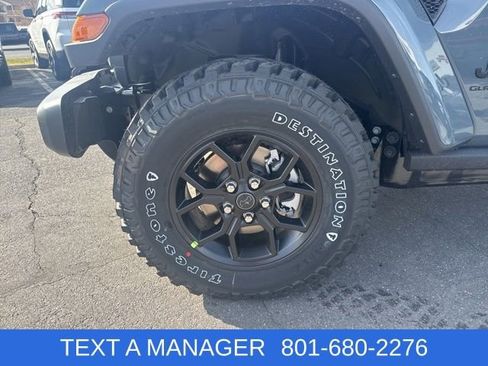 New 2026 Jeep Gladiator Mojave AWD/4WD image 4
